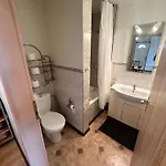 V Busi Apartment Bus