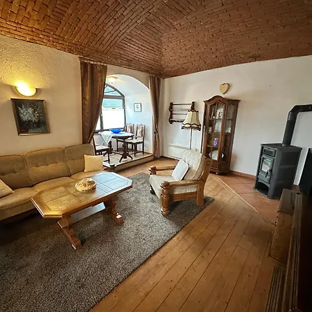 V Busi Apartment Bus