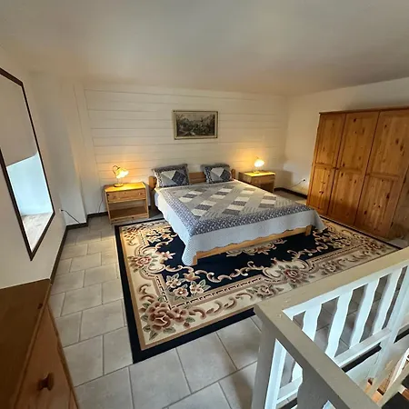 V Busi Apartment